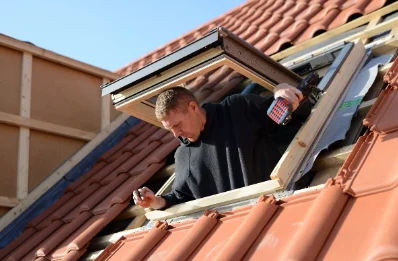 Pose de fenêtres de toit Velux à Auzat